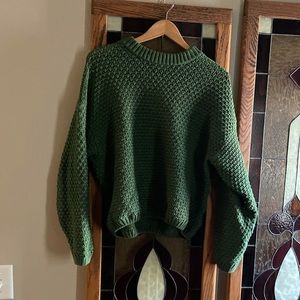 Green crop sweater